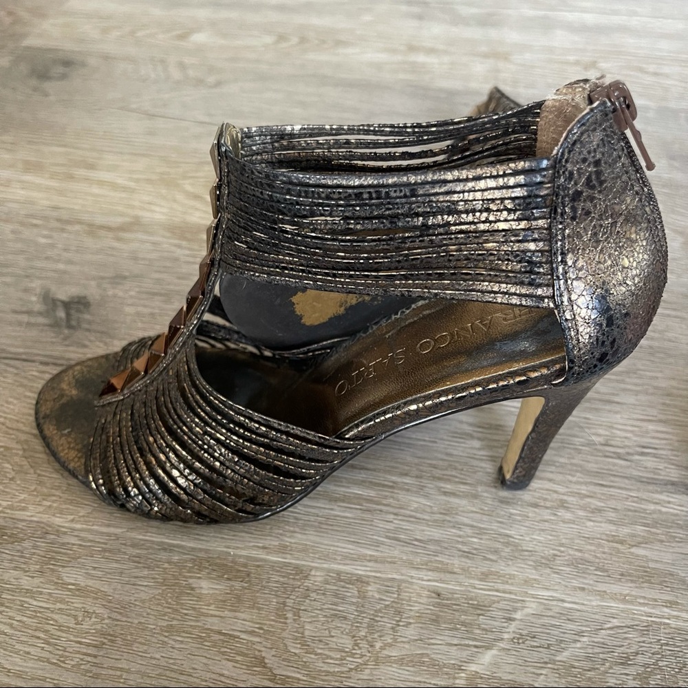 Franco Sarto good black heeled strappy sandals size 6